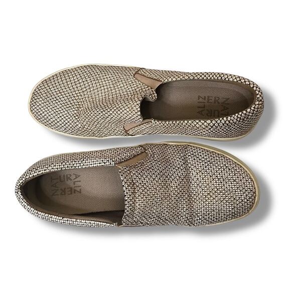 Naturalizer Marianne Leather Slip On Sneaker - Picture 2 of 6